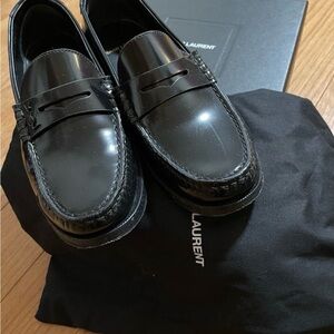 Saint Laurent YSL Women’s Black Leather Le Loafer 36.5 6.5 with box